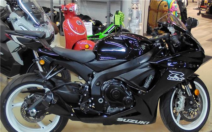 2019 SUZUKI GSX-R600