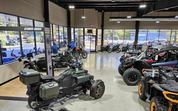 2026 Can-Am® Spyder RT Limited Dark