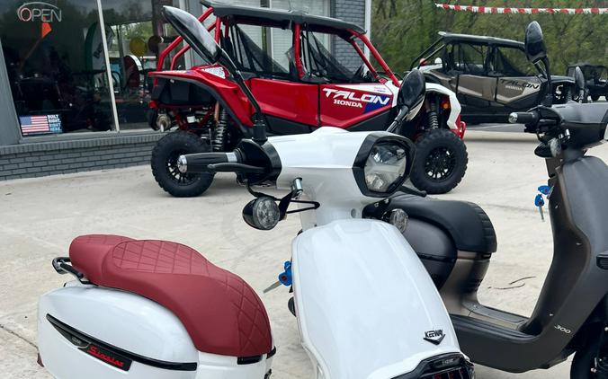 2025 Keeway Sixties 300i