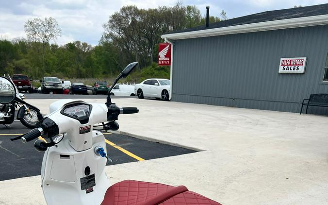 2025 Keeway Sixties 300i