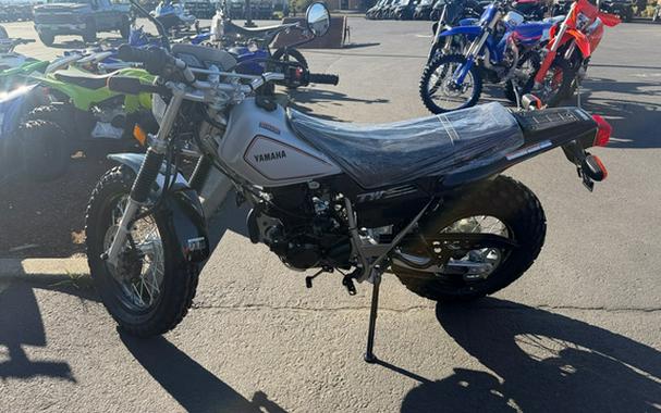 2027 Yamaha TW 200