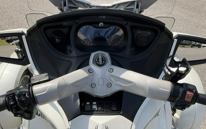 2014 Can-Am Spyder RT SM6