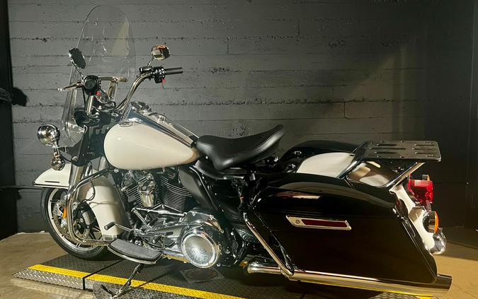 2023 Harley-Davidson FLHP