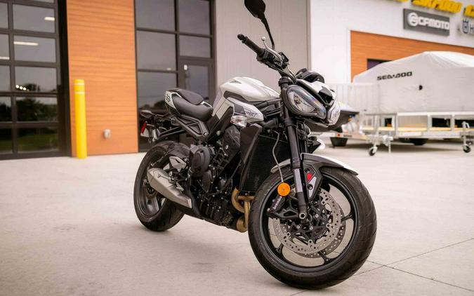 2024 Triumph Street Triple 765 R Crystal White