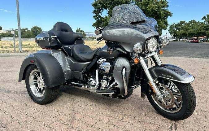 FLHTCUTG 2022 Tri Glide Ultra