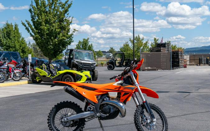 2025 KTM XC 300 W