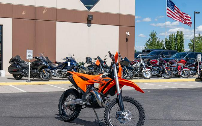 2025 KTM XC 300 W