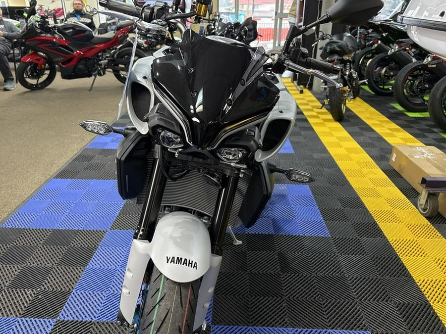 2025 Yamaha MT-10