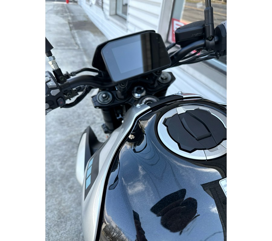 2025 Kawasaki Z900 ABS