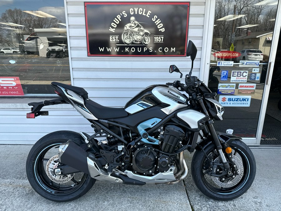 2025 Kawasaki Z900 ABS