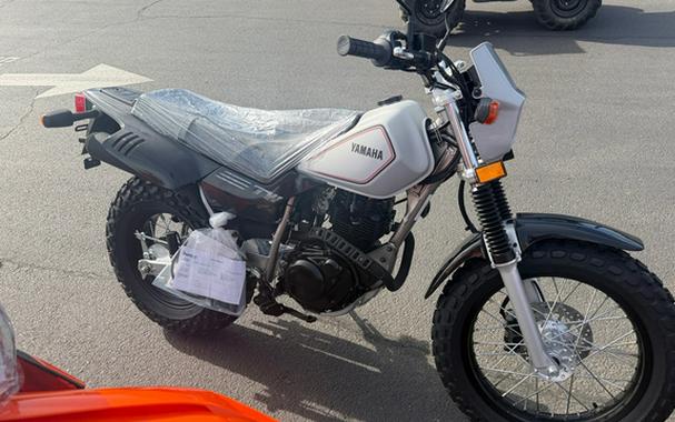 2027 Yamaha TW 200