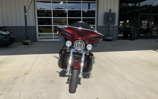 2013 Harley-Davidson Touring FLHTCUSE8 - CVO Ultra Classic Electra Glide