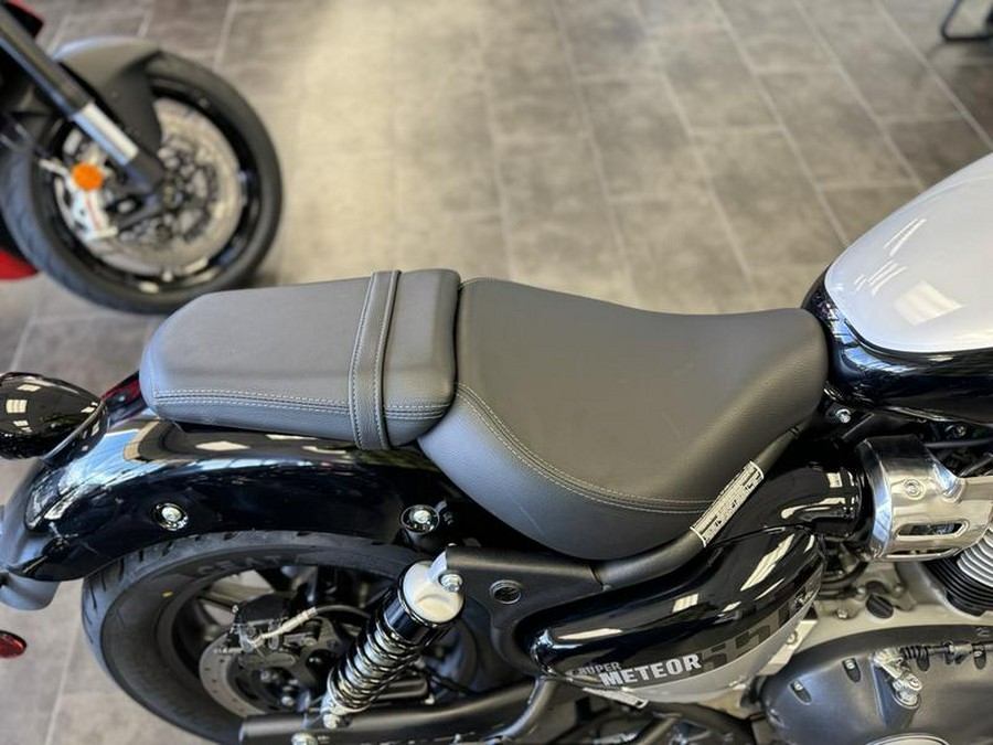 2024 Royal Enfield Super Meteor 650 Interstellar Grey