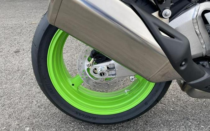 2024 Kawasaki Ninja® ZX™-10R 40th Anniversary Edition ABS