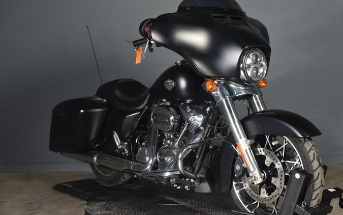 2022 Harley-Davidson Street Glide Special