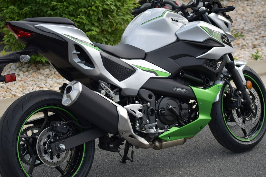 2024 Kawasaki Z7 Hybrid ABS