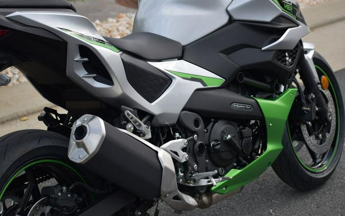 2024 Kawasaki Z7 Hybrid ABS