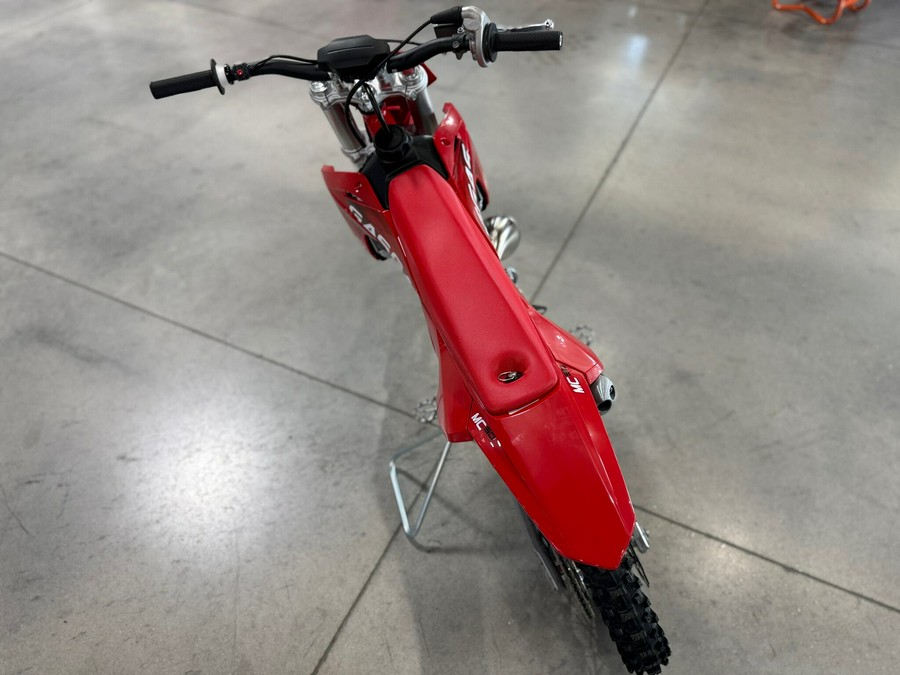 2027 GAS GAS MC 50