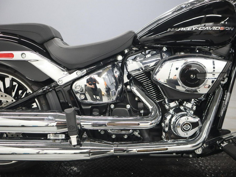 Used 2025 Harley-Davidson Breakout Vivid Black