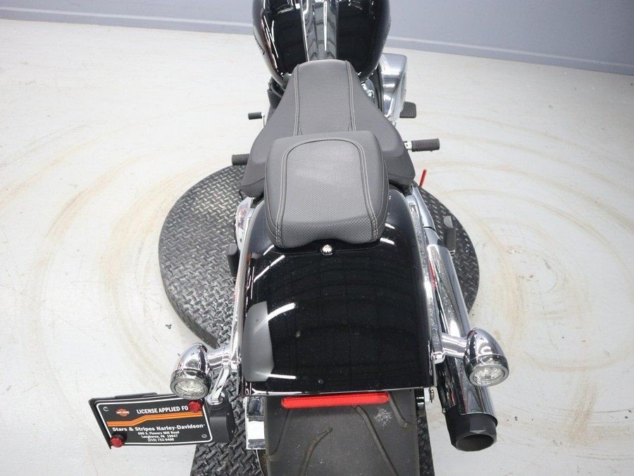 Used 2025 Harley-Davidson Breakout Vivid Black