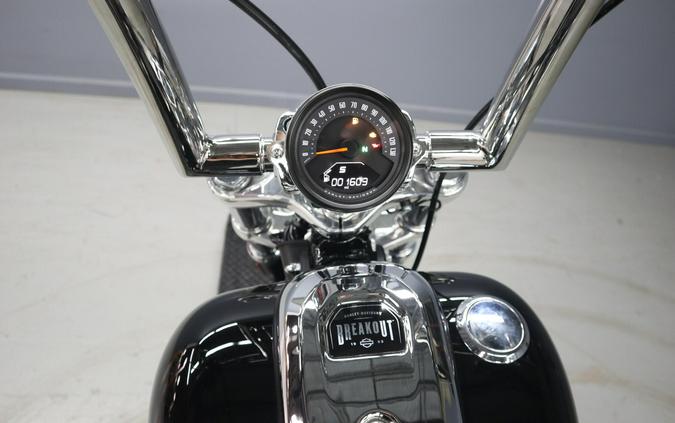 Used 2025 Harley-Davidson Breakout Vivid Black