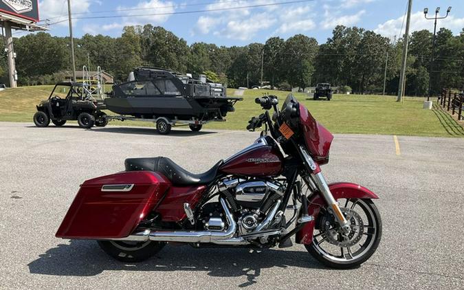 2017 Harley-Davidson Street Glide FLHXS - Special