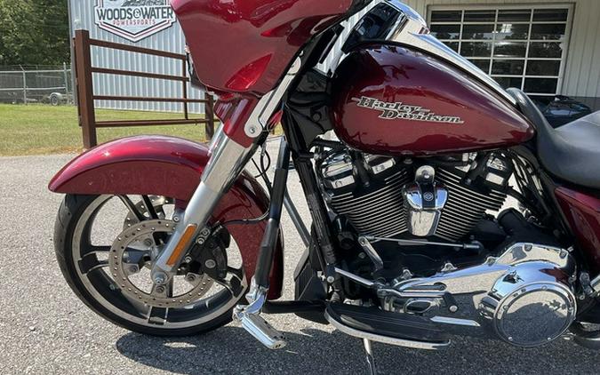 2017 Harley-Davidson Street Glide FLHXS - Special