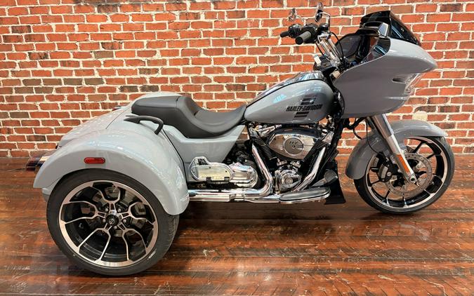 FLTRT 2026 Road Glide 3