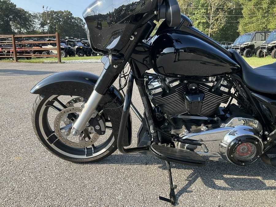 2017 Harley-Davidson Street Glide FLHX