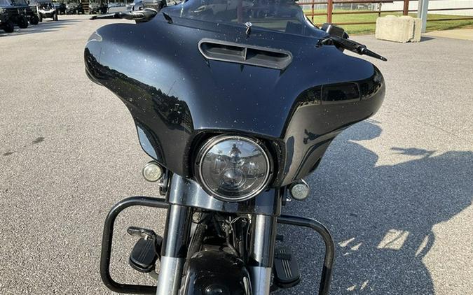 2017 Harley-Davidson Street Glide FLHX