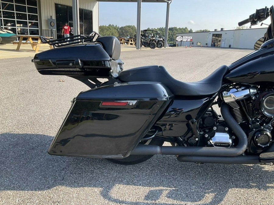 2017 Harley-Davidson Street Glide FLHX