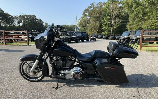2017 Harley-Davidson Street Glide FLHX