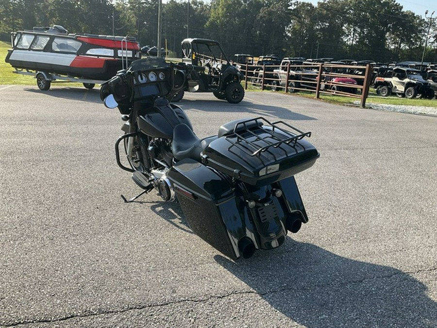 2017 Harley-Davidson Street Glide FLHX