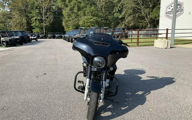 2017 Harley-Davidson Street Glide FLHX