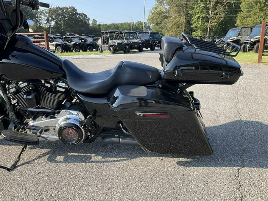 2017 Harley-Davidson Street Glide FLHX