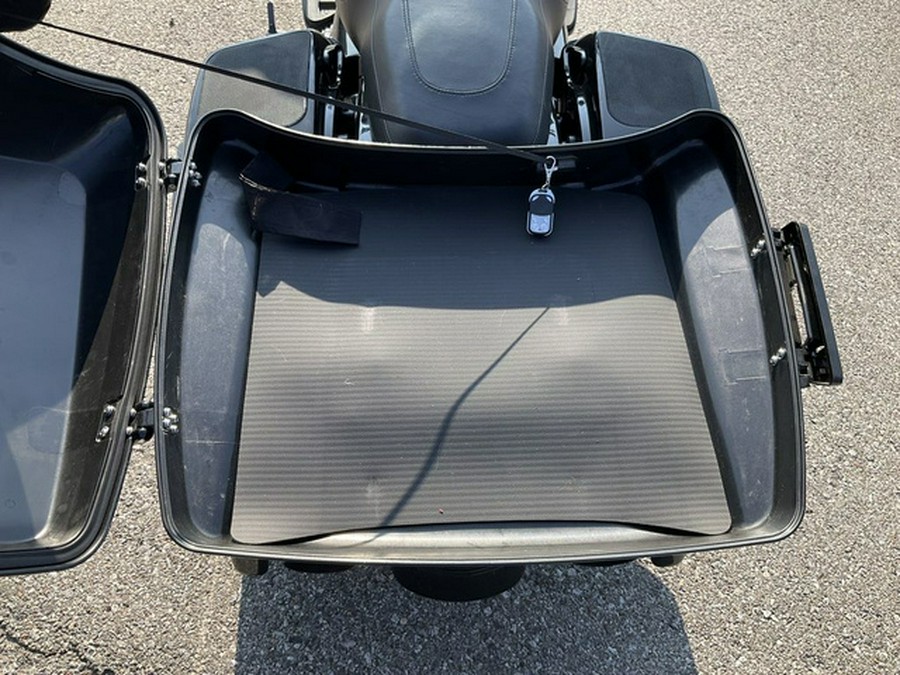 2017 Harley-Davidson Street Glide FLHX