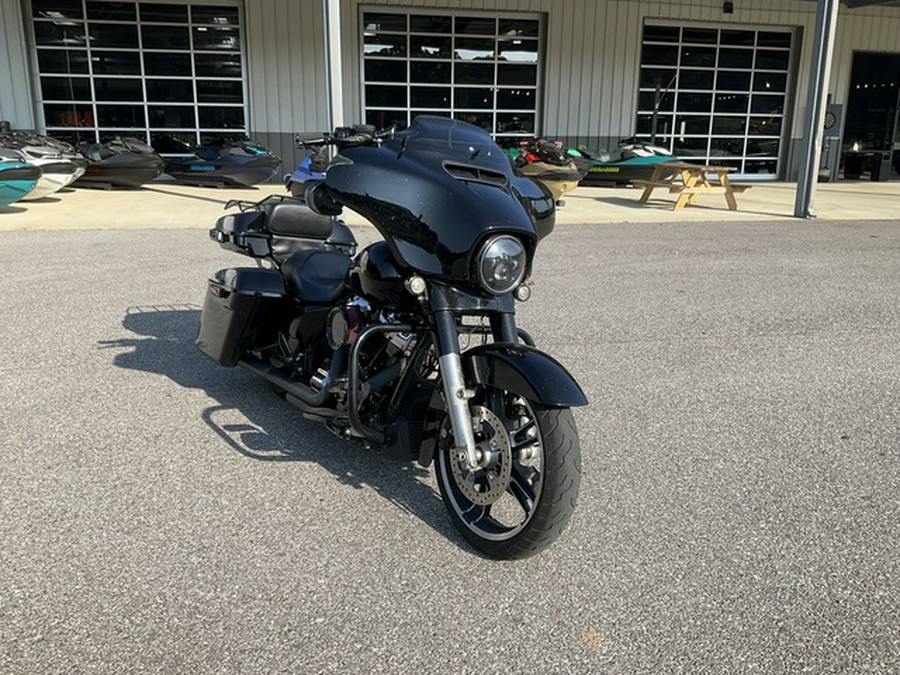 2017 Harley-Davidson Street Glide FLHX