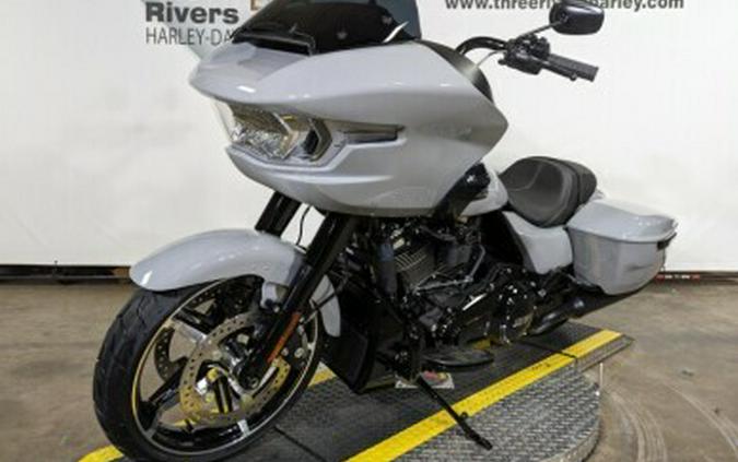 2024 Harley-Davidson Road Glide® Billiard Gray – Black Finish