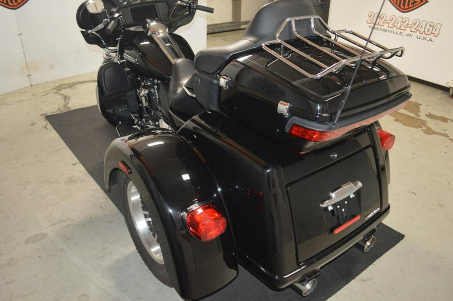 2019 Harley-Davidson® FLHTCUTG - Tri Glide® Ultra