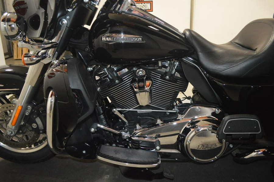 2019 Harley-Davidson® FLHTCUTG - Tri Glide® Ultra