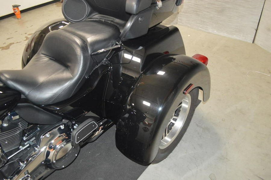 2019 Harley-Davidson® FLHTCUTG - Tri Glide® Ultra