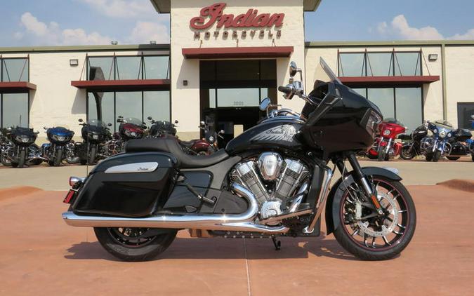 2025 Indian Motorcycle® Challenger® Limited Black Metallic