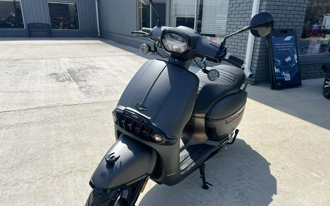 2025 Keeway Sixties 300i