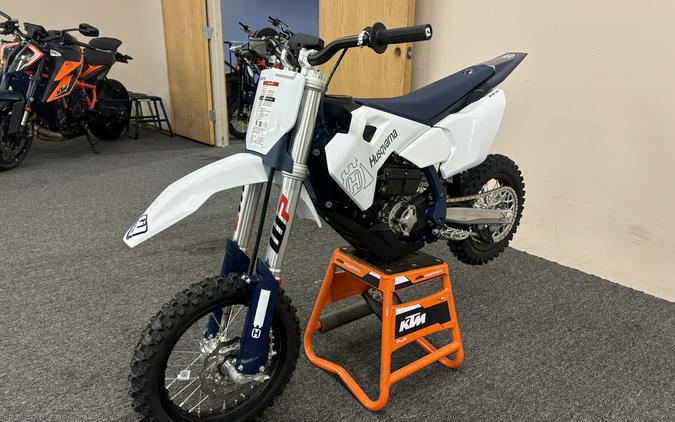 2027 Husqvarna EE 5
