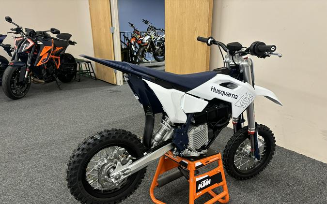 2027 Husqvarna EE 5