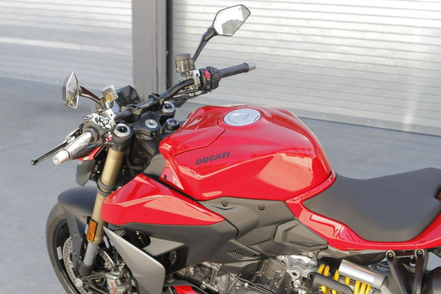 2026 Ducati Streetfighter V2