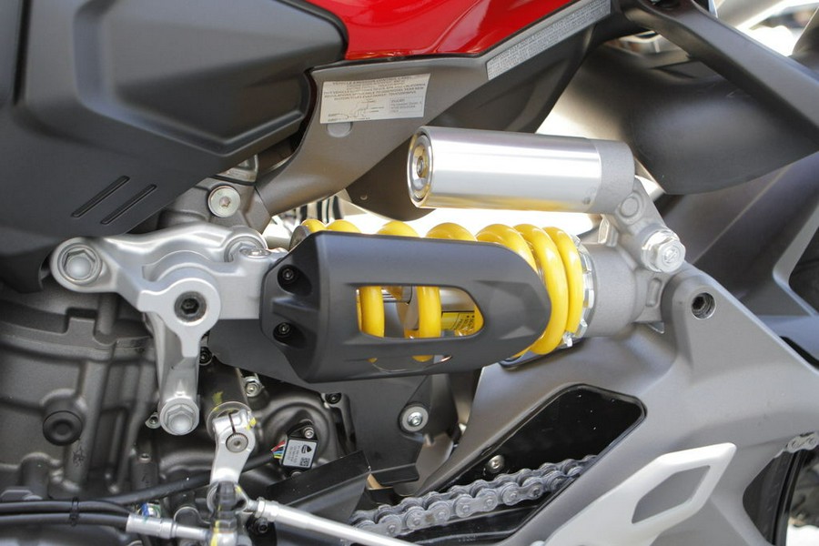 2026 Ducati Streetfighter V2