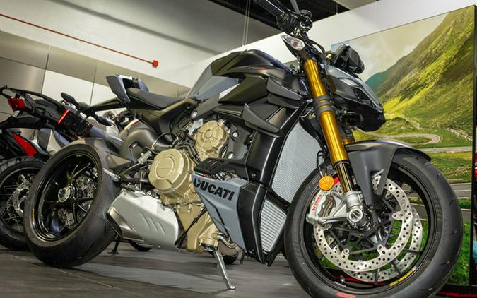 2024 Ducati Streetfighter V4 S Grey & Black