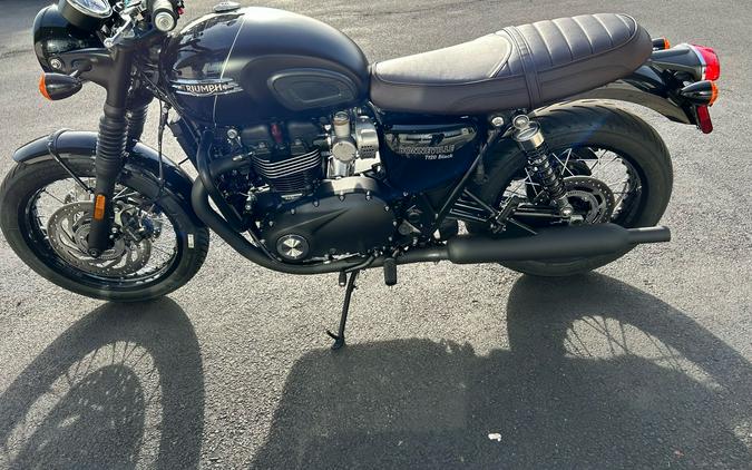 2023 Triumph Bonneville T120 Black