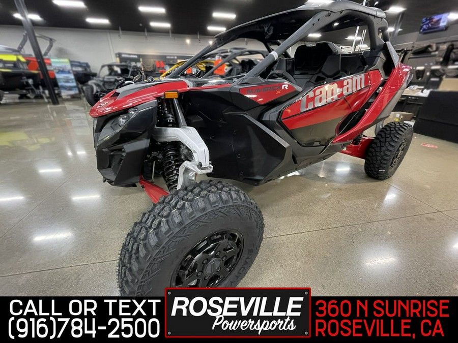 2024 Can-Am™ Maverick R X